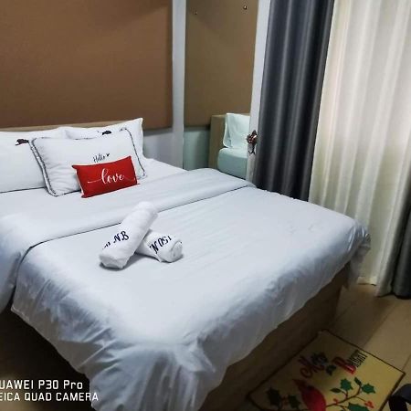 Staycation Condotel @ 150 Newport Pasay City マニラ市 エクステリア 写真